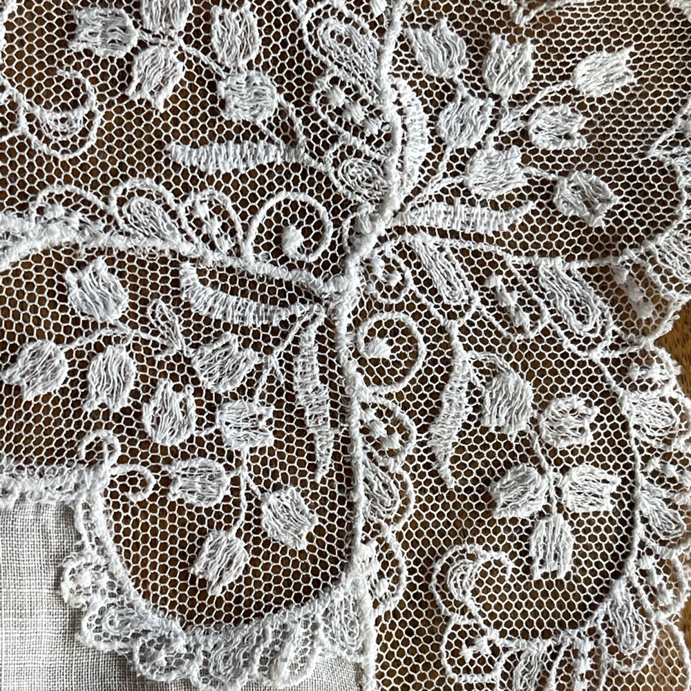 Wedding  Hanky Lot dozen. Bridal handkerchiefs 12 handkerchiefs. Exquisite